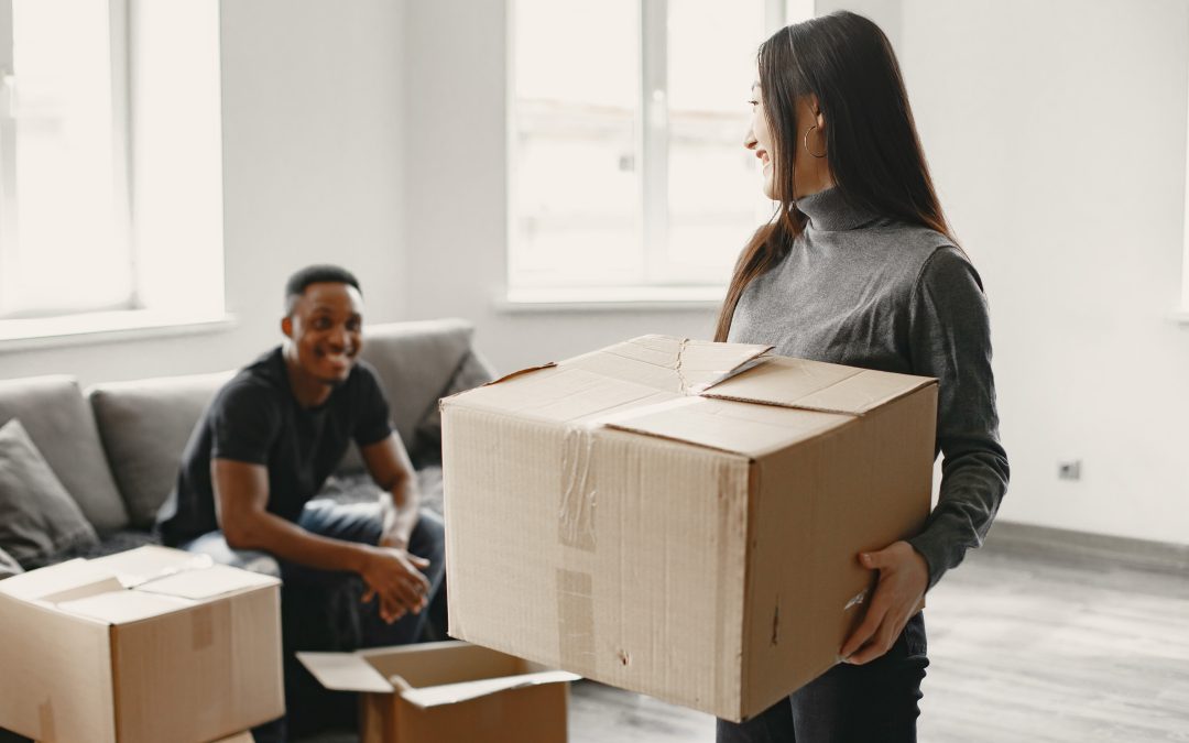 How to Downsize Your Belongings Before a Move